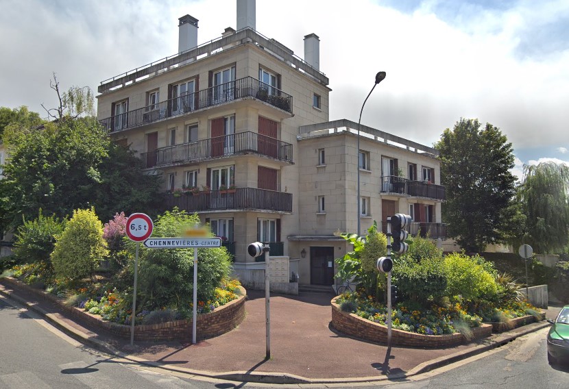 location CHENNEVIERES SUR MARNE Limite LA VARENNE 800m RER